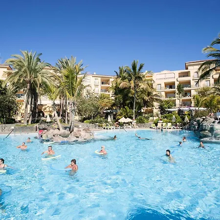 Hotell Palm Oasis